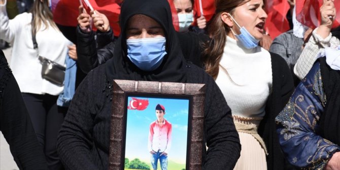 Oğlu dağa kaçırılan Hamdiye Aslan: Çocuğumu istiyorum, almadan da gitmeyeceğim