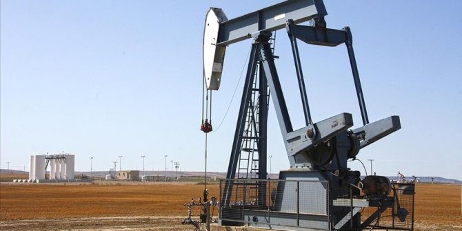 IEA: Küresel petrol talebi 2021'de günlük 5,5 milyon varil artacak