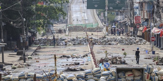 Myanmar'da üst düzey Budist rahipler askeri cuntayı şiddeti sonlandırmaya çağırdı