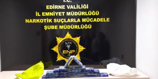 İstanbul'dan Edirne'ye uyuşturucu getirmek isteyenler 10 kilo 'eroin' ile yakalandı