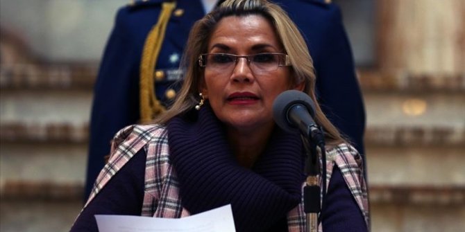 Eski Boliyva Devlet Başkanı Anez'in tutukluluk süresi uzatıldı
