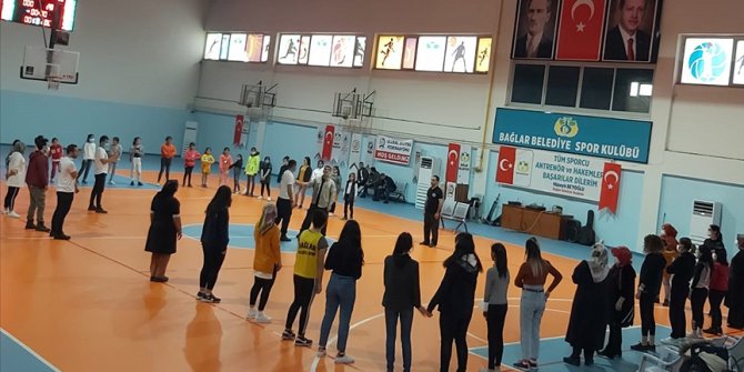 Diyarbakır'da Ulusal JuJitsu Federasyonundan kadınlar için 'öz savunma farkındalık' semineri