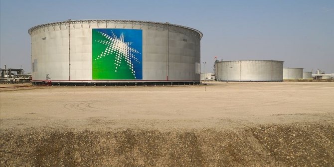 Saudi Aramco'nun net karı Kovid-19 ve petrol fiyatlarındaki düşüş nedeniyle yüzde 44 azaldı