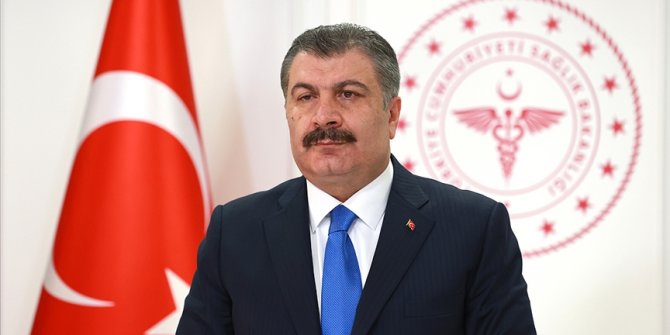 Bakan Koca'dan çalışanlara önemli uyarı: Maskenizi çıkarmayın