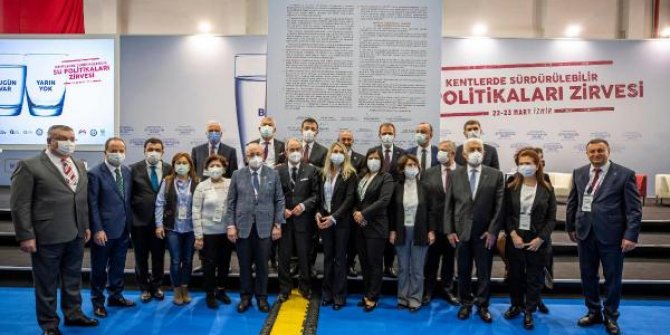 CHP'li belediye başkanları İzmir'de su için toplandı