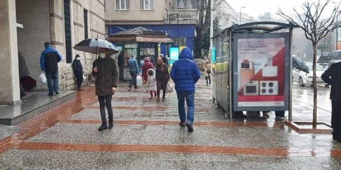 Bursa'da sağanak ve lodos etkili oldu