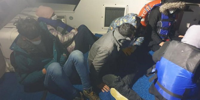 Yunanistan'ın ölüme terk ettiği 7 kaçak göçmen kurtarıldı