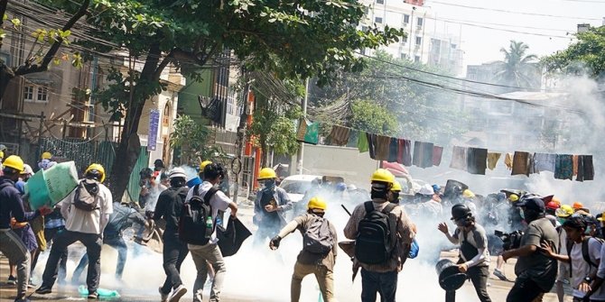 Myanmar'da darbe karşıtı gösterilerde gözaltına alınan 628 kişi serbest bırakıldı