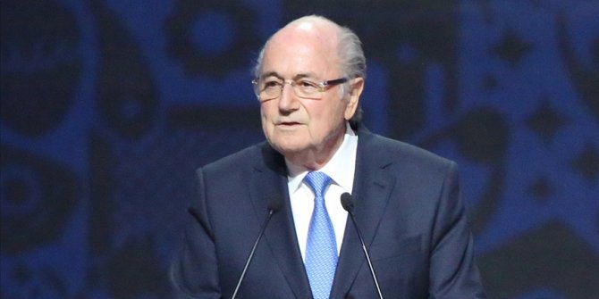 Eski FIFA Başkanı Sepp Blatter futboldan 6 yıl 8 ay men edildi