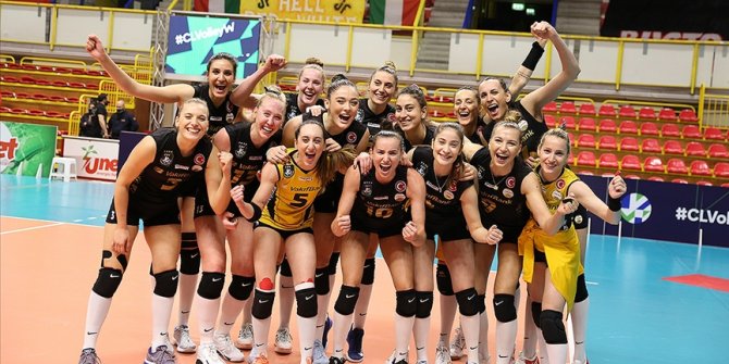 VakıfBank'ta CEV Şampiyonlar Ligi'nde finale çıkmanın sevinci yaşanıyor