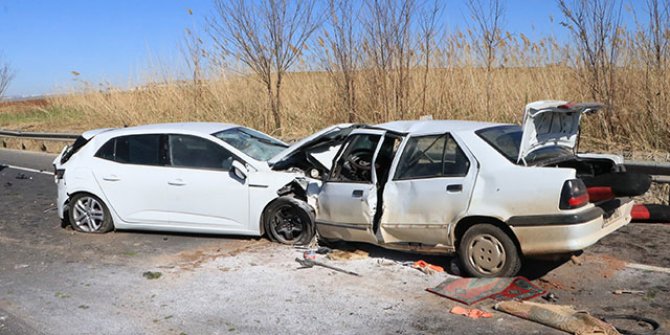 Şanlıurfa’da kaza: 1'i öğretim görevlisi, 6 yaralı