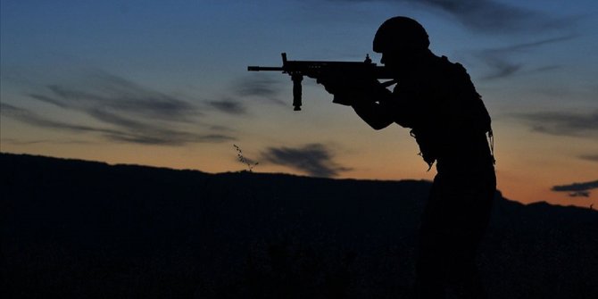 Fırat Kalkanı bölgesinde 2 PKK/YPG'li terörist etkisiz hale getirildi