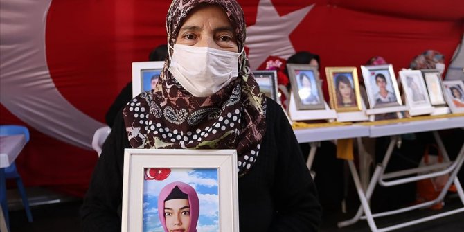 Anne Hatice Levent: Yeter bu çile bitsin Fadime'm. Kaç, askerimize, polisimize teslim ol