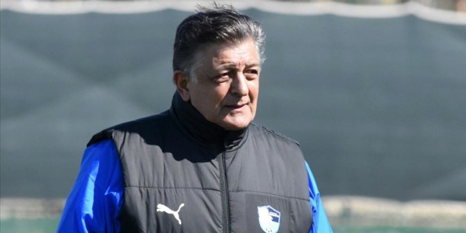 Yılmaz Vural, Büyükşehir Belediye Erzurumspor'u Süper Lig'de tutmanın hesaplarını yapıyor