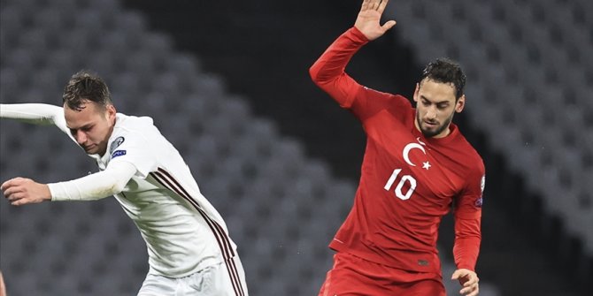 Milli futbolcu Hakan Çalhanoğlu: Hedefimize ulaşmak için çalışmaya devam edeceğiz