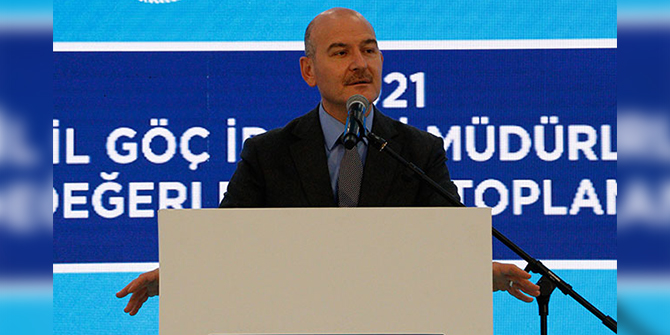 Bakan Soylu: Virüsten korkmayan batı, göçten korkmuştur