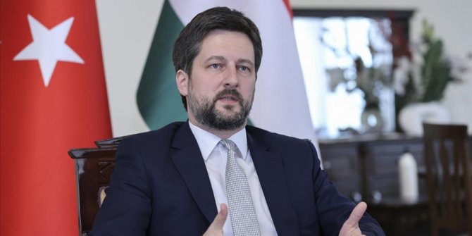 Macaristan'ın Ankara Büyükelçisi Matis, Türkiye'de sosyal medyada en fazla takip edilen diplomat oldu
