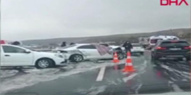 Ankara TEM'de kaza: 4 kişi öldü, 5 kişi yaralandı