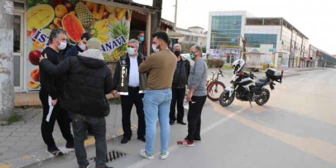 Otomobilin önüne atlayan kişi, 'Ben daha ölmedim mi?' diyerek başka otomobilin önüne atladı