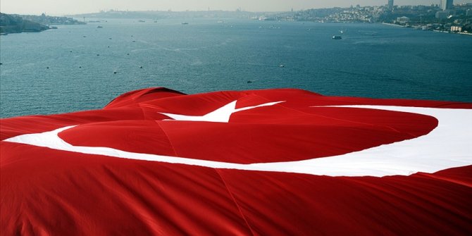 Emekli amirallerin 'darbe çağrışımlı bildirisine' sert tepki: Haddinizi bilin