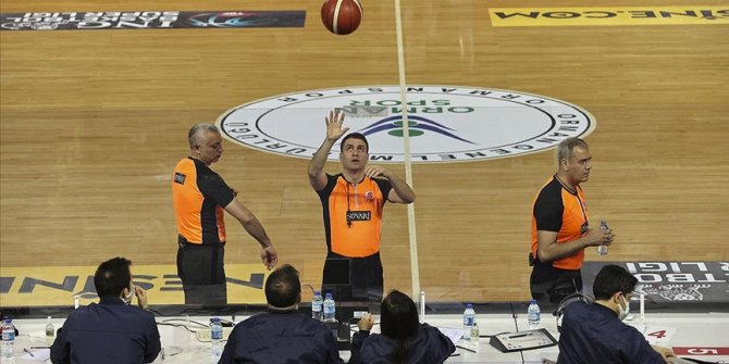 Bir basketbol hakeminin maç günlüğü