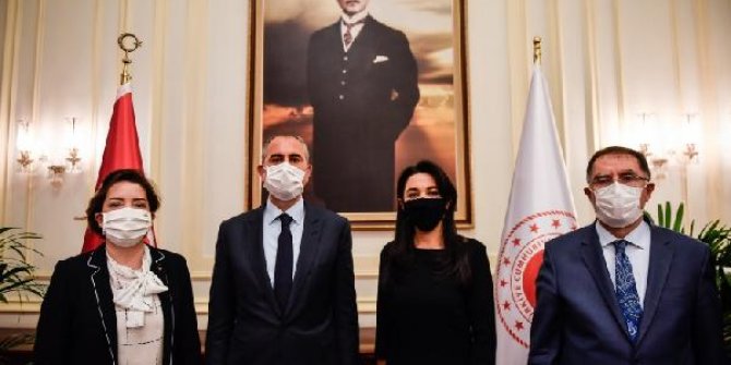 Bakan Gül, Azerbaycan İnsan Hakları Komiseri Aliyeva ile görüştü