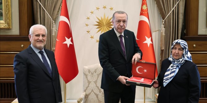 Cumhurbaşkanı Erdoğan, şehit Savcı Kiraz'ın anne ve babasını kabul etti