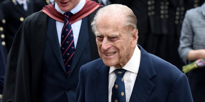 İngiltere Kraliçesi 2. Elizabeth'in eşi Prens Philip 99 yaşında hayatını kaybetti