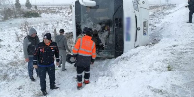 Konya'da feci kaza: Çok sayıda yaralı var