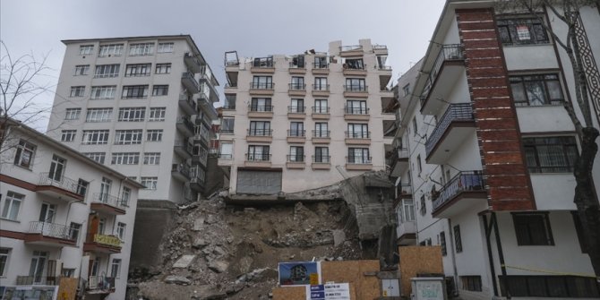 Çevre ve Şehircilik Bakanı Kurum: Açelya Apartmanı ve etrafındaki apartmanlar şu an için risk altında
