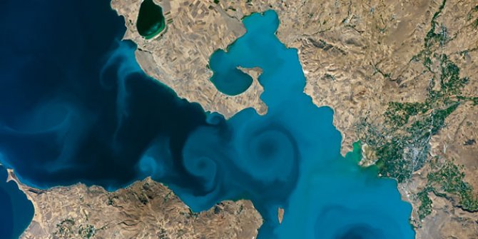 Van  Gölü'nün uzaydan fotoğrafı yarışmasında, NASA'nın sitesi çöktü