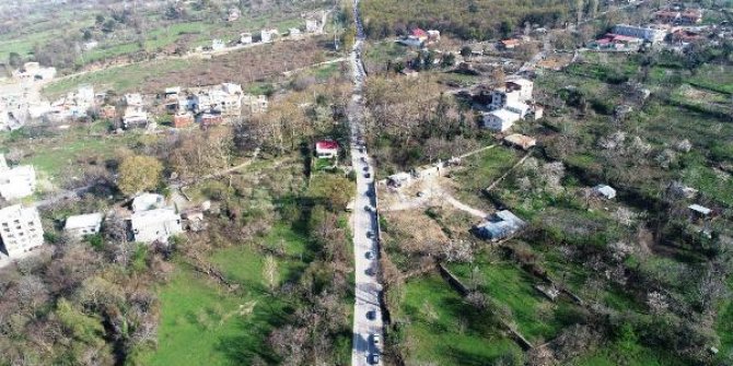 Bursa'da, ramazan öncesi kilometrelerce kaynak suyu kuyruğu