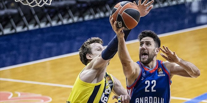 THY Avrupa Ligi'nde Anadolu Efes ile Fenerbahçe Beko'nun play-off maç programı belli oldu