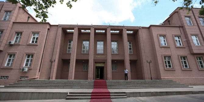 Yargıtay, amirine 'Günaydın dedim duymadınız mı?' diyen çalışanın iş akdinin feshini haklı bulmadı