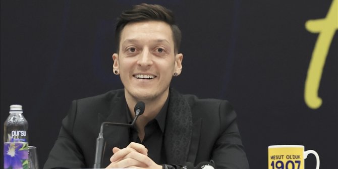 Futbolcu Mesut Özil'in Türk Kızılaya yaptığı bağışla 128 bin insana yardım ulaştırılacak