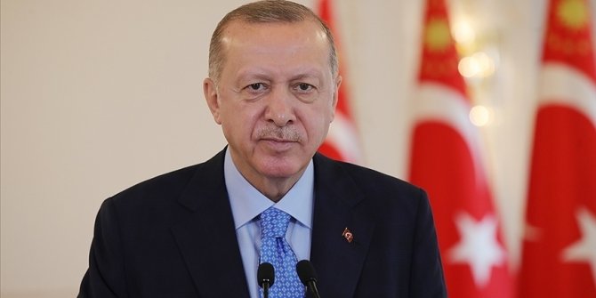 Cumhurbaşkanı Erdoğan: Hava-hava füzemiz BOZDOĞAN ilk atışta hedefi tam isabetle vurdu