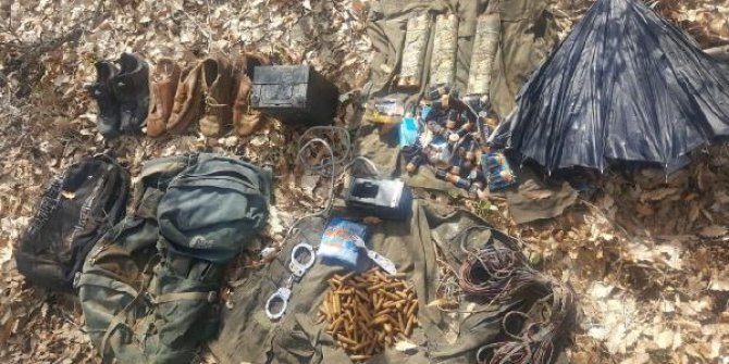 Tunceli'de, teröristlerin sığınağı kullanılamaz hale getirildi
