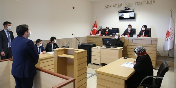 Hakim ve savcı adayları 'kurgusal duruşma' yaparak bilgilerini pratiğe dönüştürüyor