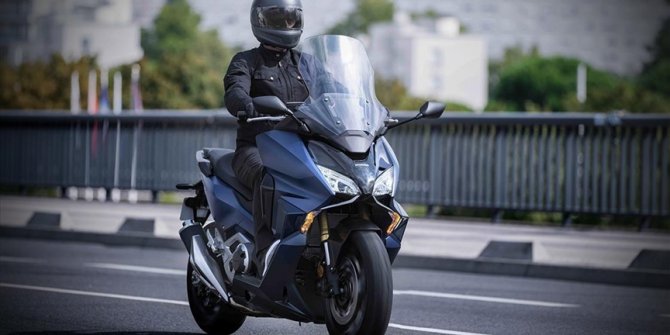 Yeni Honda Forza 750 Türkiye'de satışa sunuldu