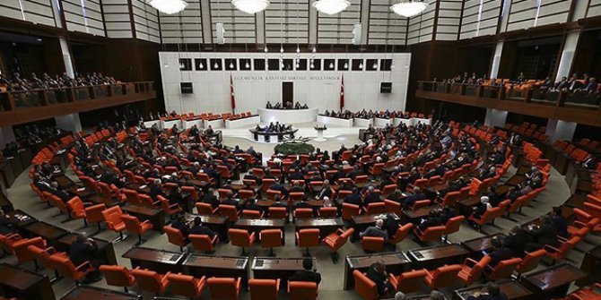Üç yeni bakan Meclis'te yemin etti