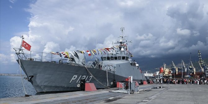 Deniz Kuvvetleri Komutanlığına ait 23 gemi, 23 Nisan'da 23 limanı ziyaret edecek