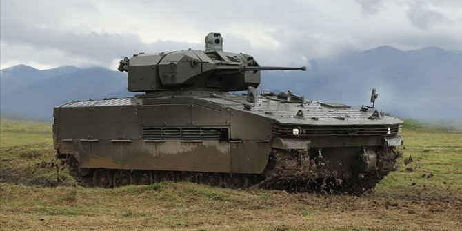 Zırhlı muharebe aracı Tulpar ihracat kovalıyor