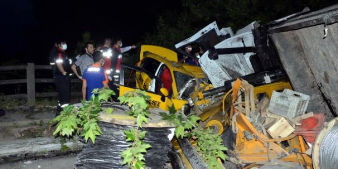 Freni boşalan vincin ortalığı savaş alanına çevirdiği anlar kamerada: 4 ölü, 4 yaralı