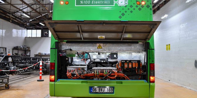 Türkiye'nin ilk dönüştürülmüş yüzde 100 elektrikli otobüsü seri tadilata geçiyor