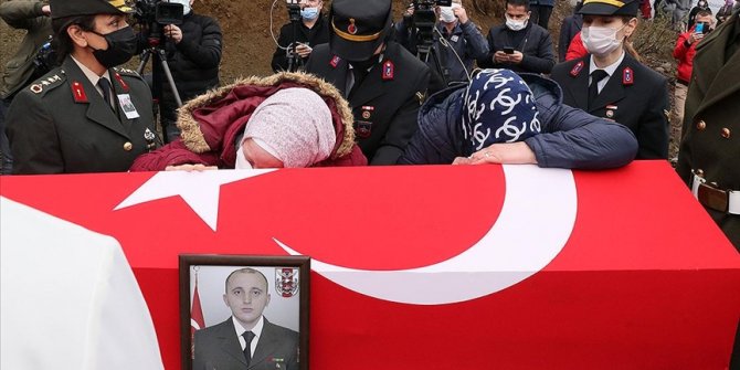 Şehit Uzman Çavuş Aygün Çakar son yolculuğuna uğurlandı