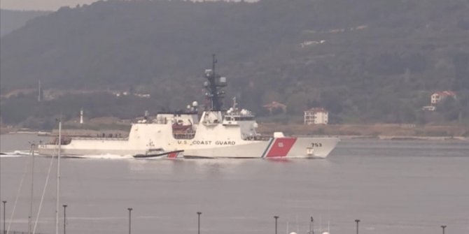 ABD sahil güvenlik gemisi 'USCGC Hamilton' Çanakkale Boğazı'ndan geçişine başladı