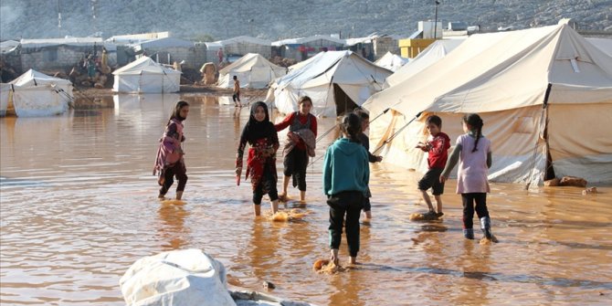 Dünyadaki 2,5 buçuk milyar çocuğun en az 1 milyarı yetim ve öksüz