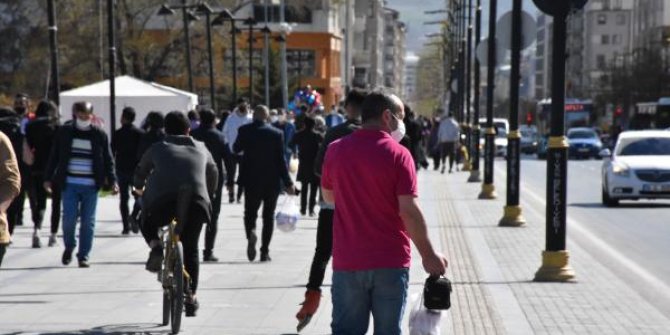 Sivas'ta 18 günlük kısıtlama öncesi yoğunluk