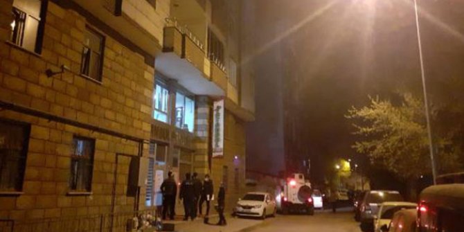 Polis memuru tartıştığı kadın meslektaşını silahla vurarak öldürdü