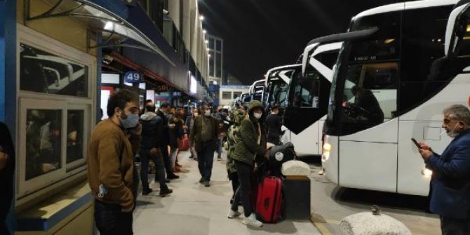 Otogarda tam kapanma yoğunluğu gece de sürdü